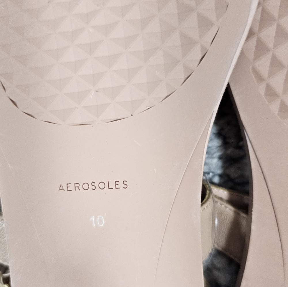 AEROSOLES 10 M Leather Sandals - Picture 3 of 8
